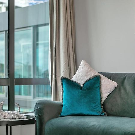 Your Renovated Retreat + Cp Auckland Extérieur photo