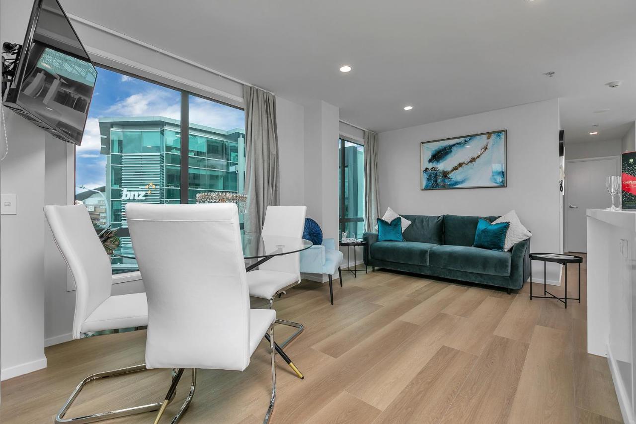 Your Renovated Retreat + Cp Auckland Extérieur photo