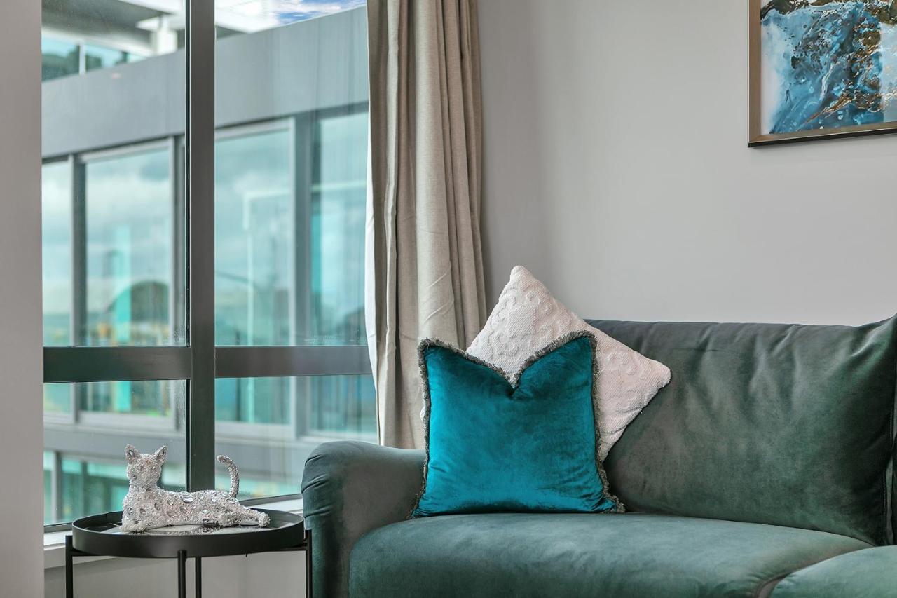 Your Renovated Retreat + Cp Auckland Extérieur photo